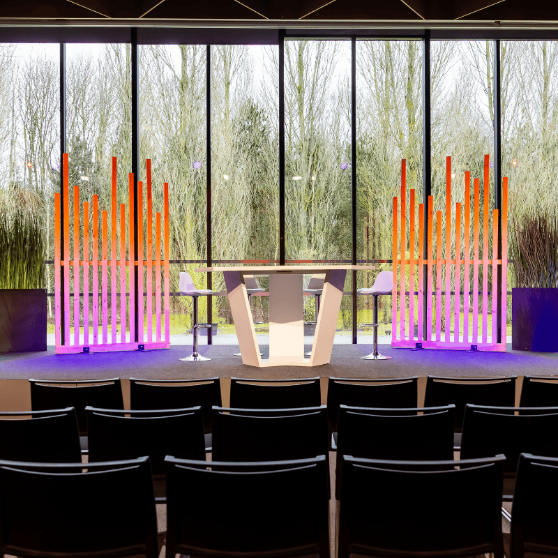 Stage desk Octogone | Decoroom