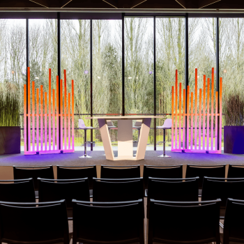 Stage desk Octogone | Decoroom